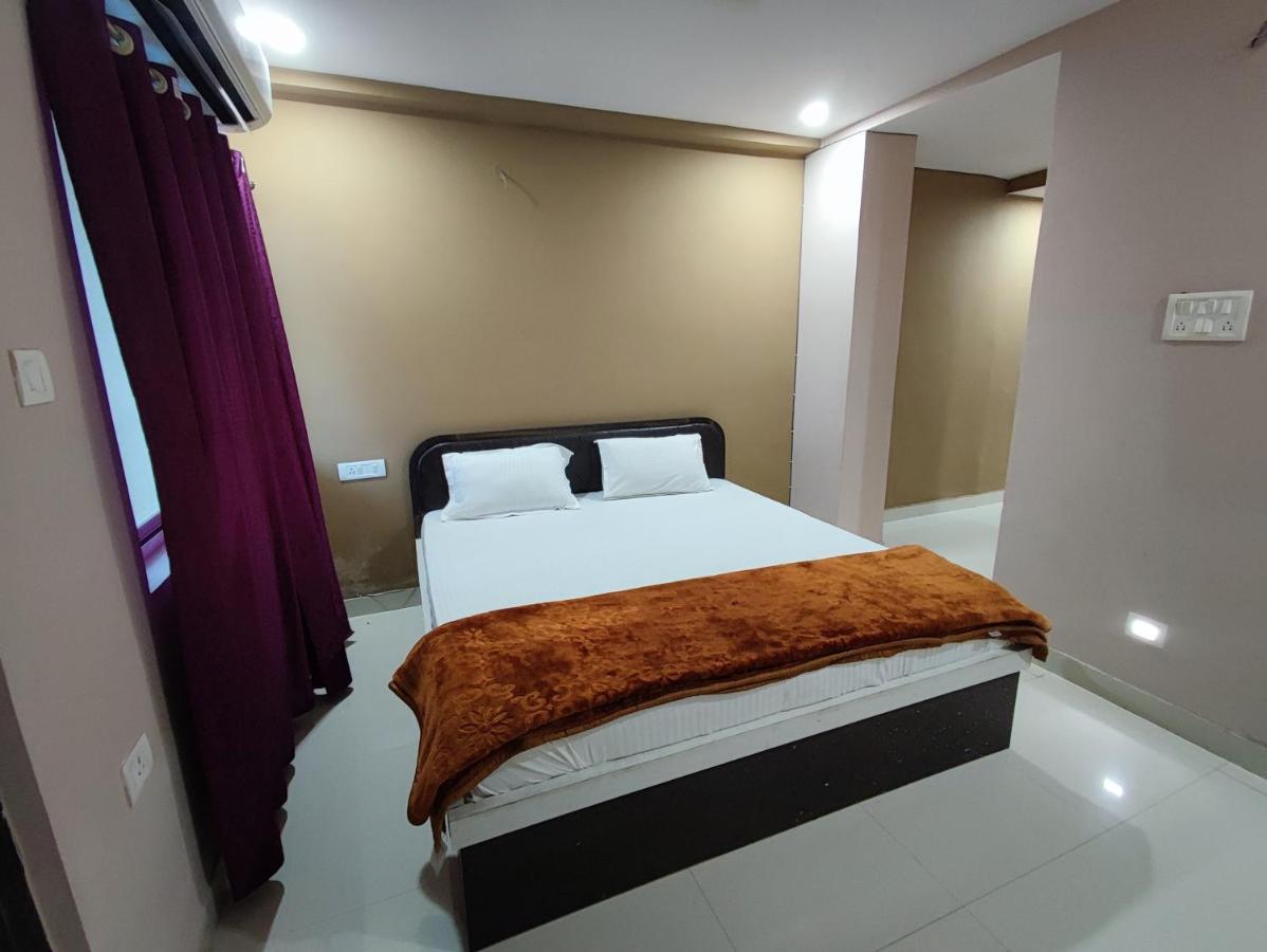 Hotel Kanha Shyam Madhubani 외부 사진
