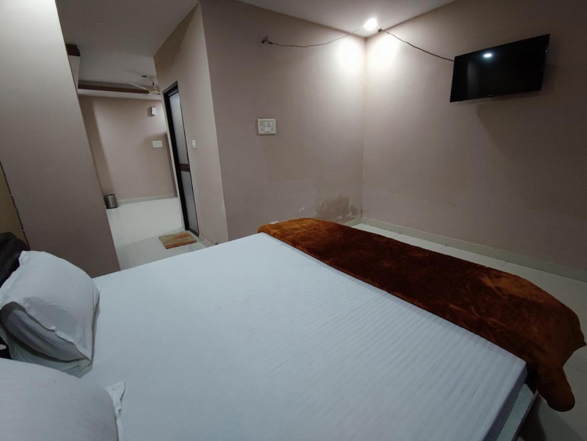 Hotel Kanha Shyam Madhubani 외부 사진