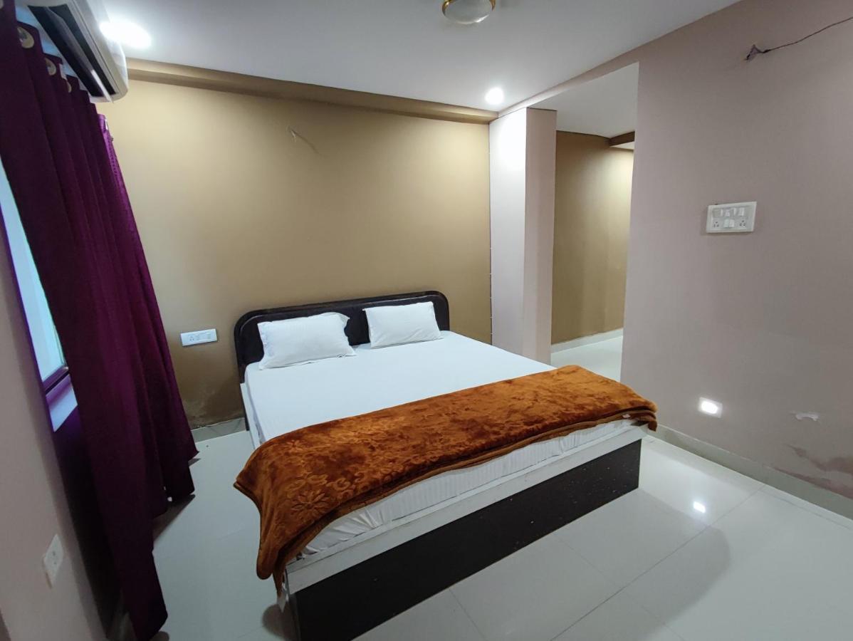 Hotel Kanha Shyam Madhubani 외부 사진