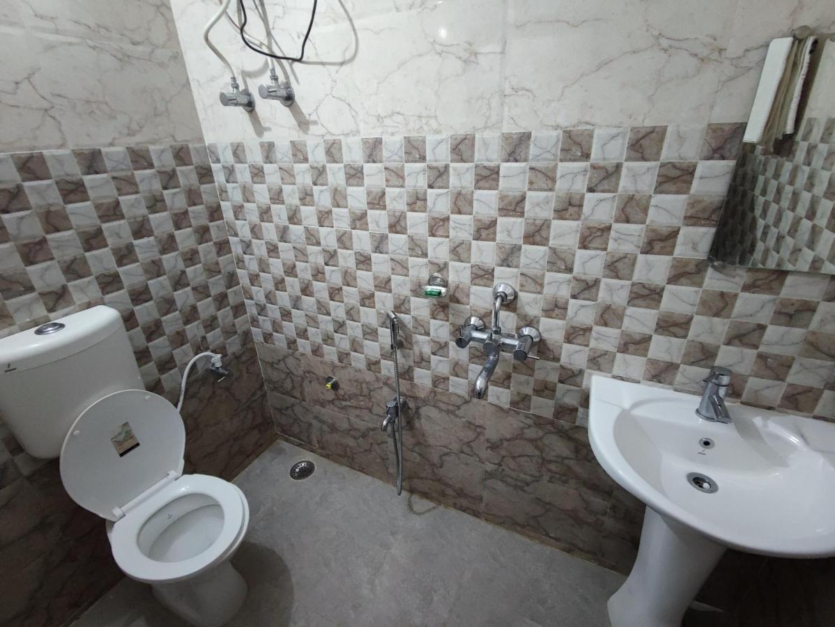 Hotel Kanha Shyam Madhubani 외부 사진